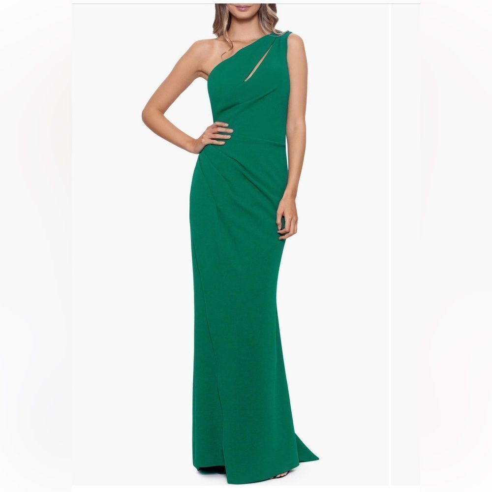 Betsy & Adam Cutout One Shoulder Gown Nwt